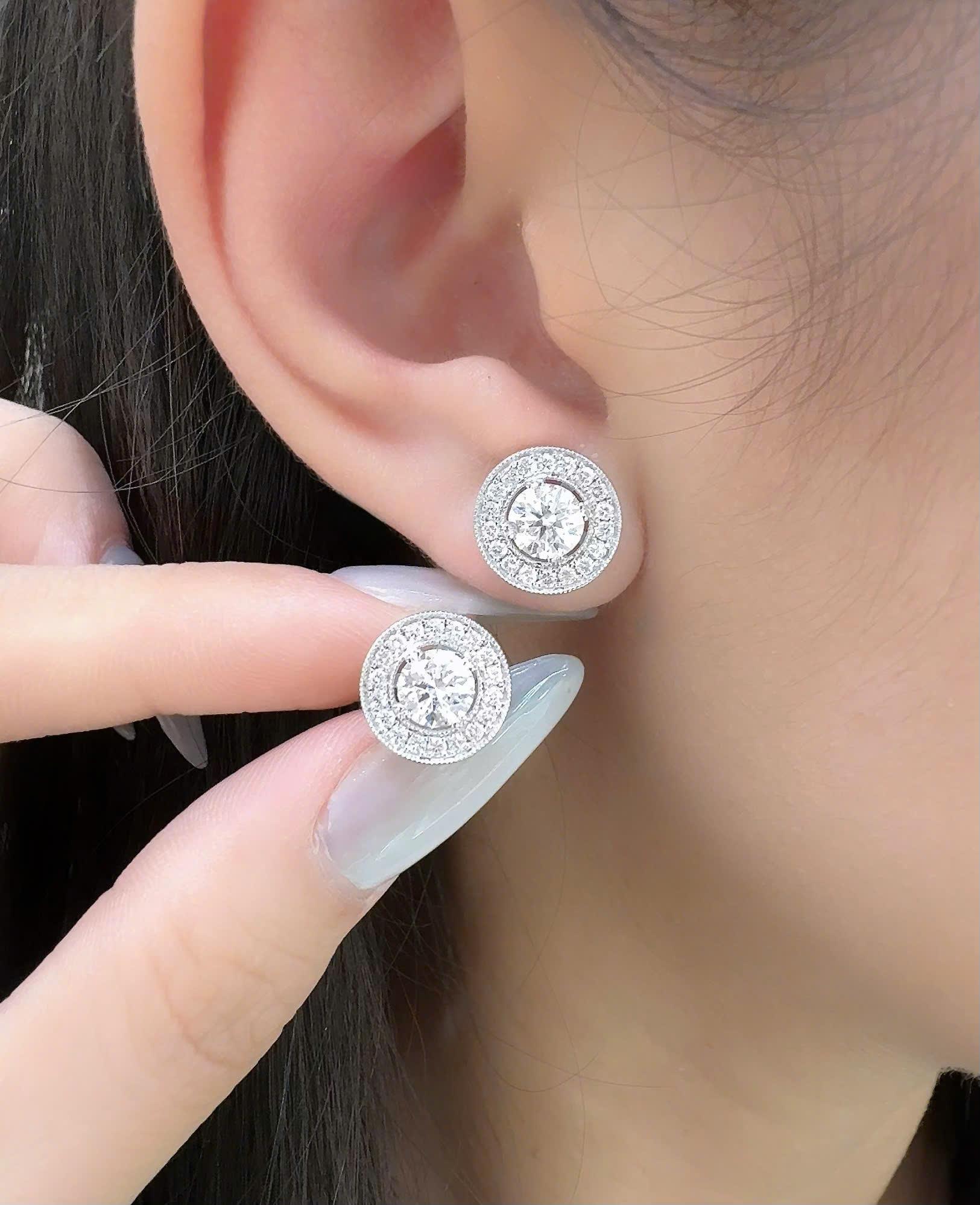 Hoa tai nụ tròn 5.4m