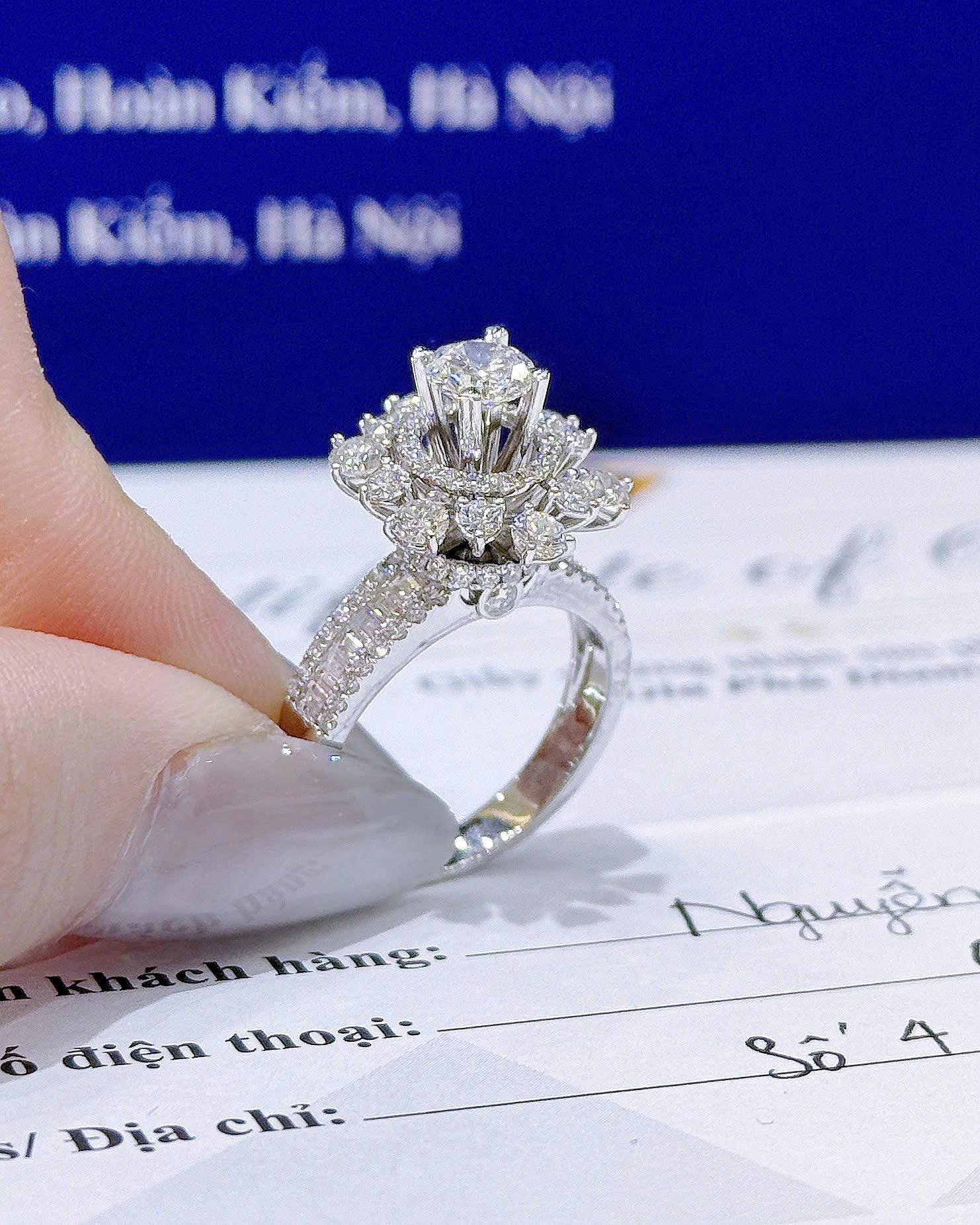 Nhẫn nữ chủ 5.4m